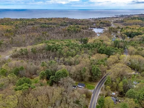 100 Brackett Road Rye NH 03870