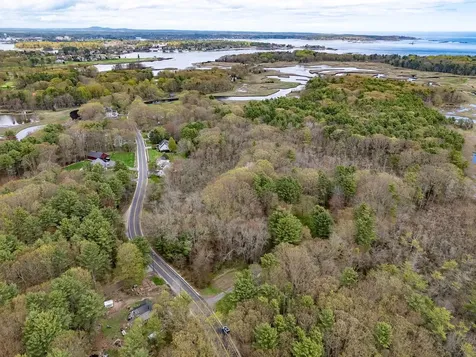 100 Brackett Road Rye NH 03870