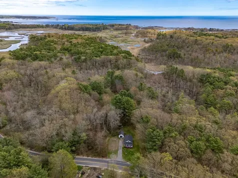 100 Brackett Road Rye NH 03870
