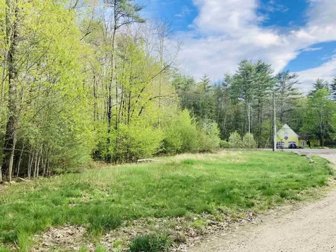 44 Labrador Lane Barrington NH 03825