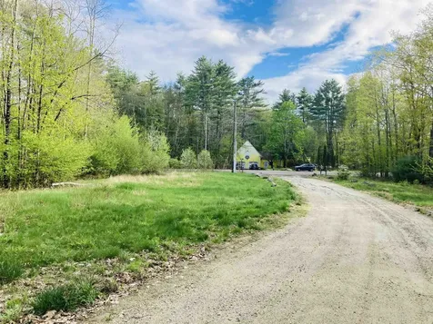 44 Labrador Lane Barrington NH 03825