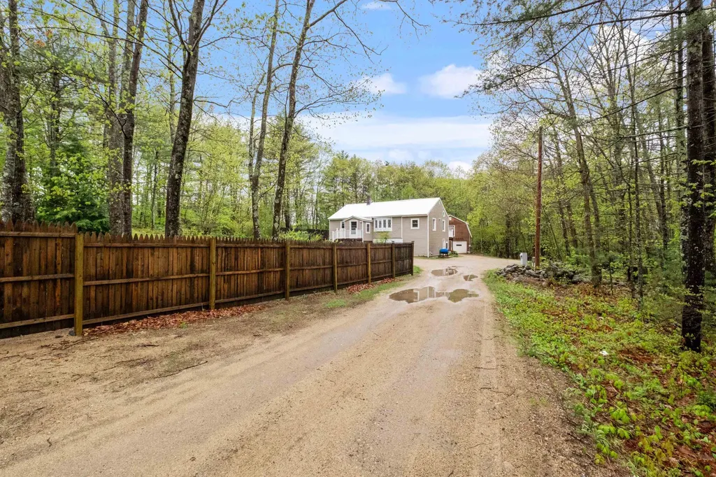 12 Little Falls Bridge Road Rochester NH 03867