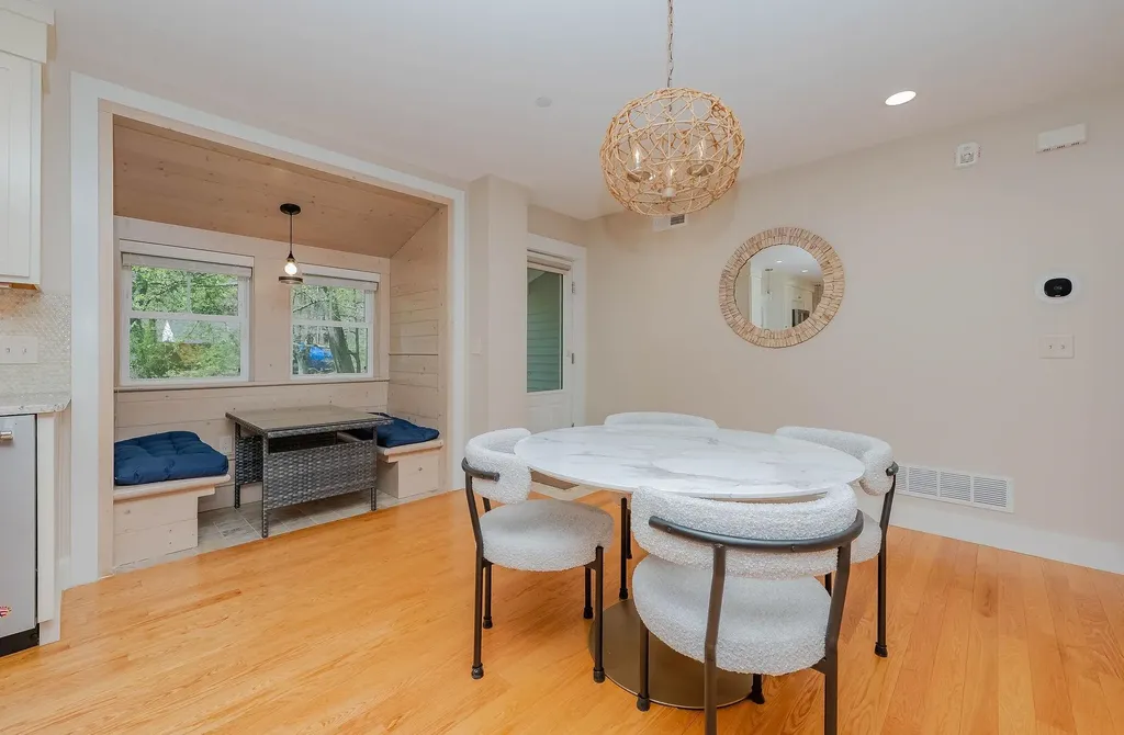 792 Sagamore Avenue Portsmouth NH 03801