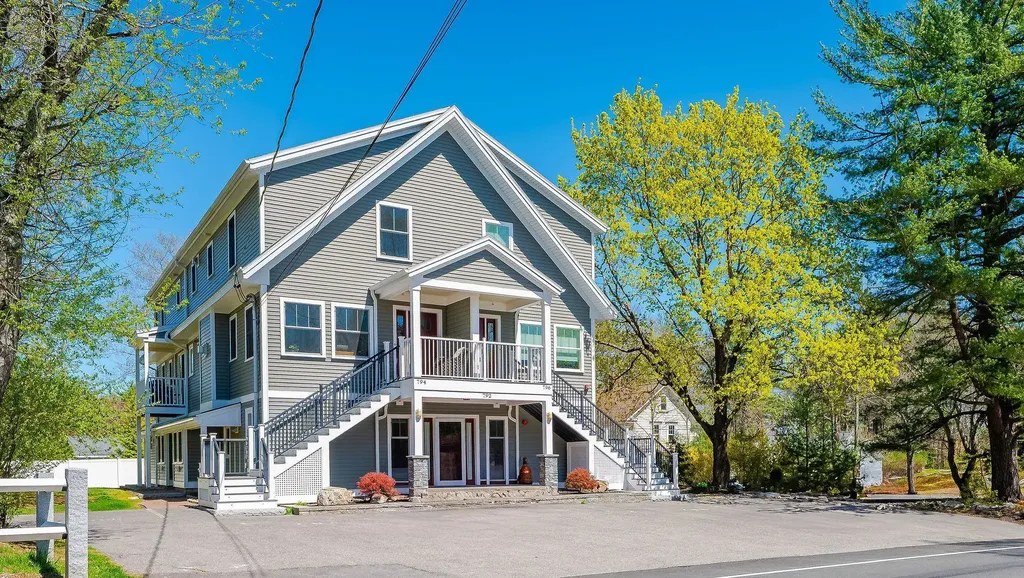 792 Sagamore Avenue Portsmouth NH 03801