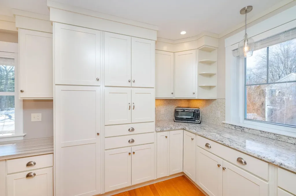 792 Sagamore Avenue Portsmouth NH 03801