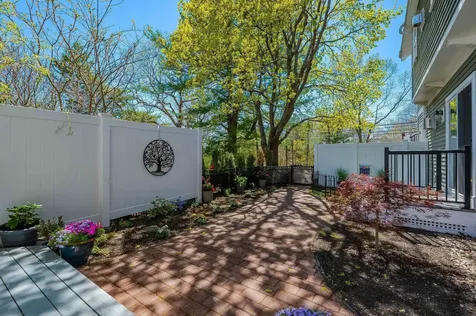 792 Sagamore Avenue Portsmouth NH 03801