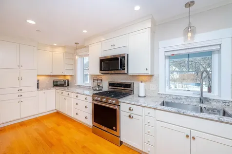 792 Sagamore Avenue Portsmouth NH 03801