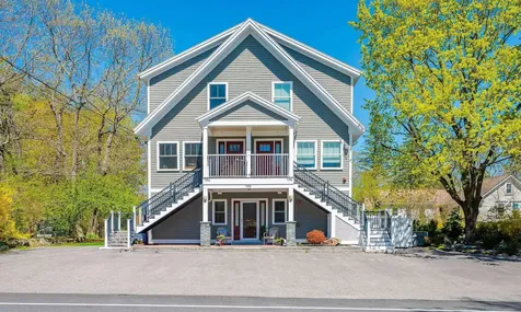 792 Sagamore Avenue Portsmouth NH 03801