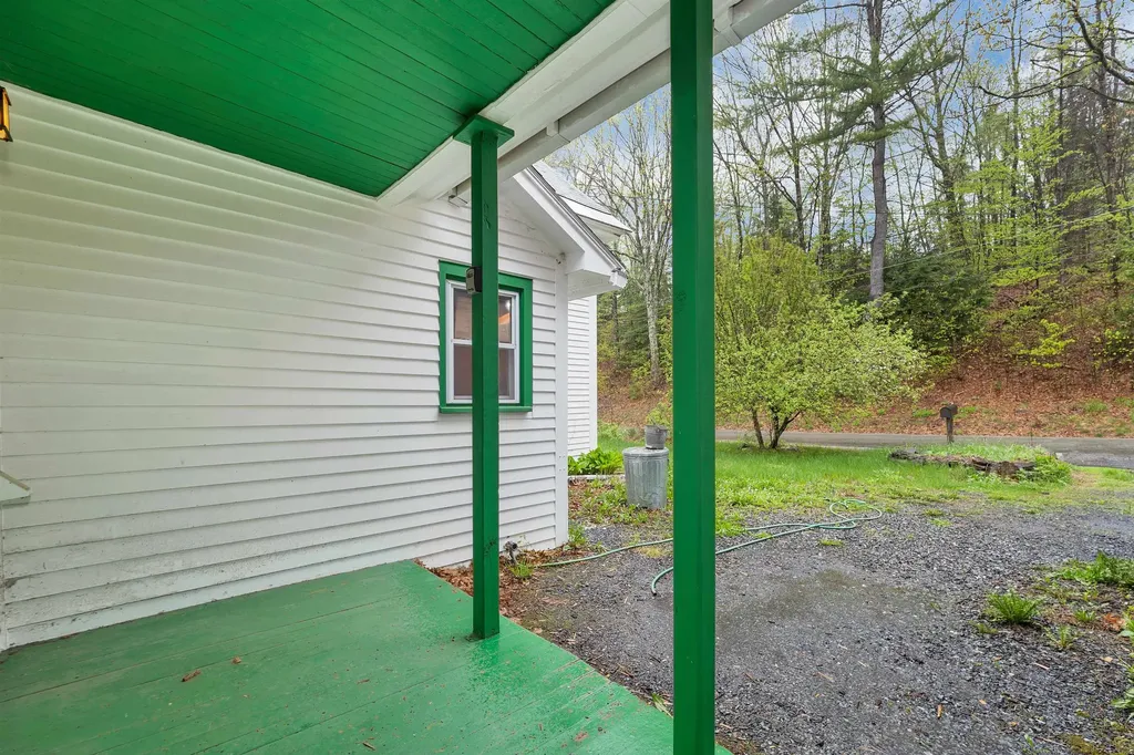 4 Memorial Street Gilsum NH 03448