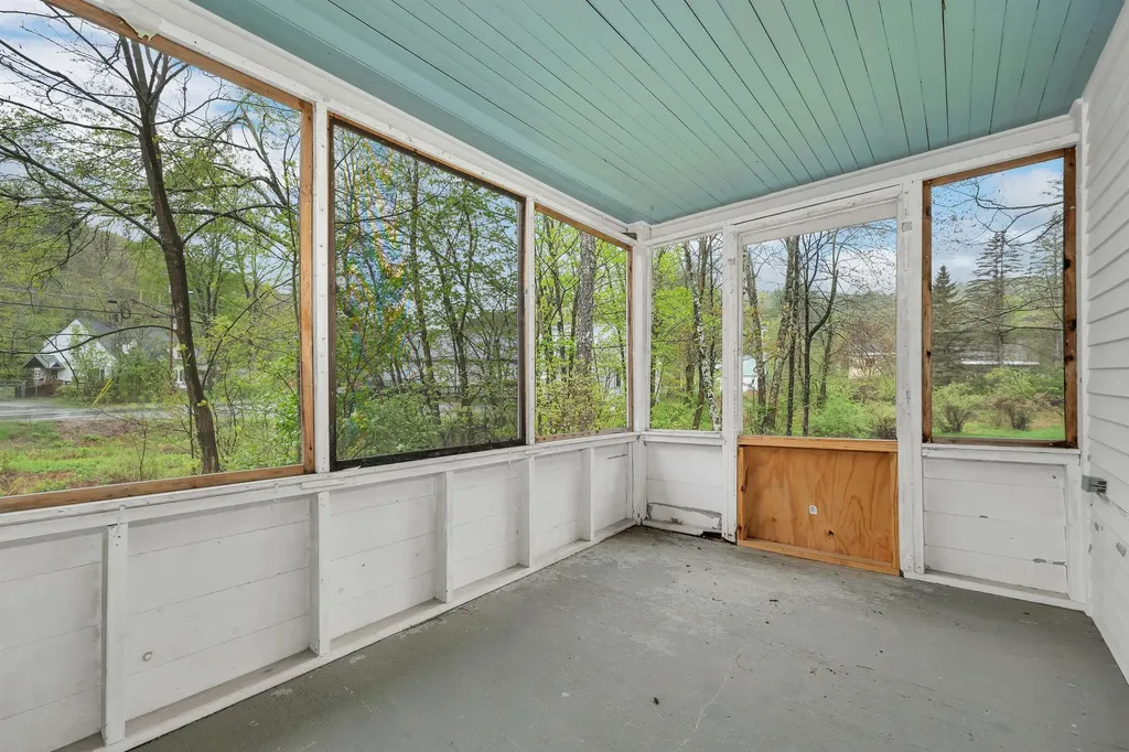 4 Memorial Street Gilsum NH 03448