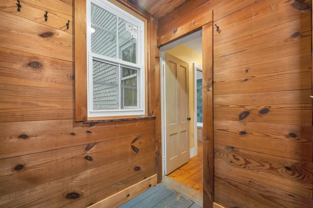 4 Memorial Street Gilsum NH 03448