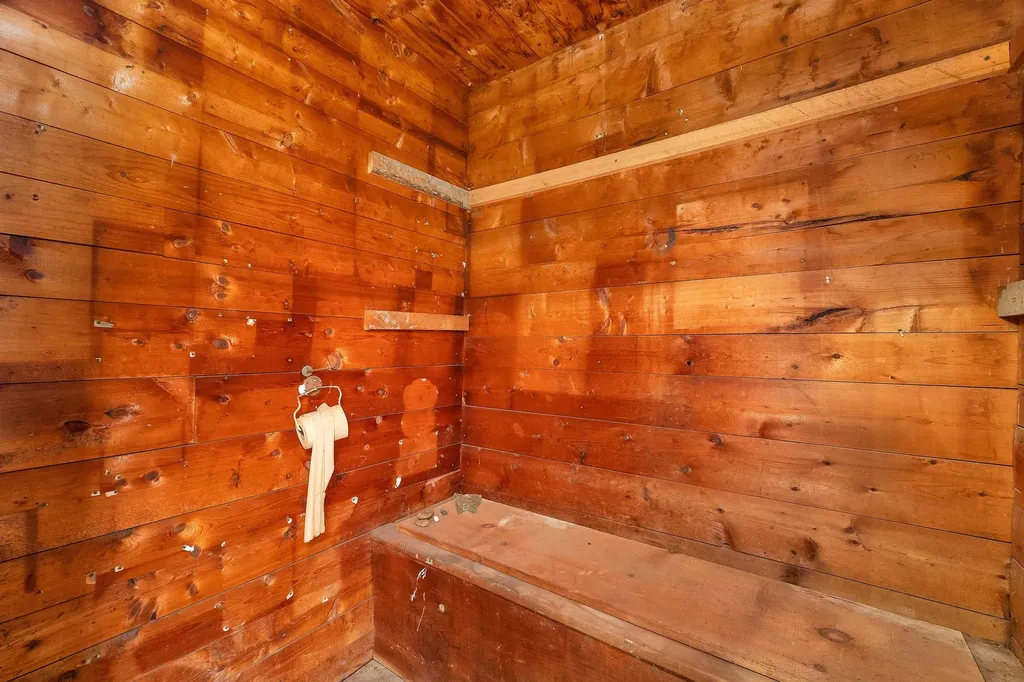 4 Memorial Street Gilsum NH 03448