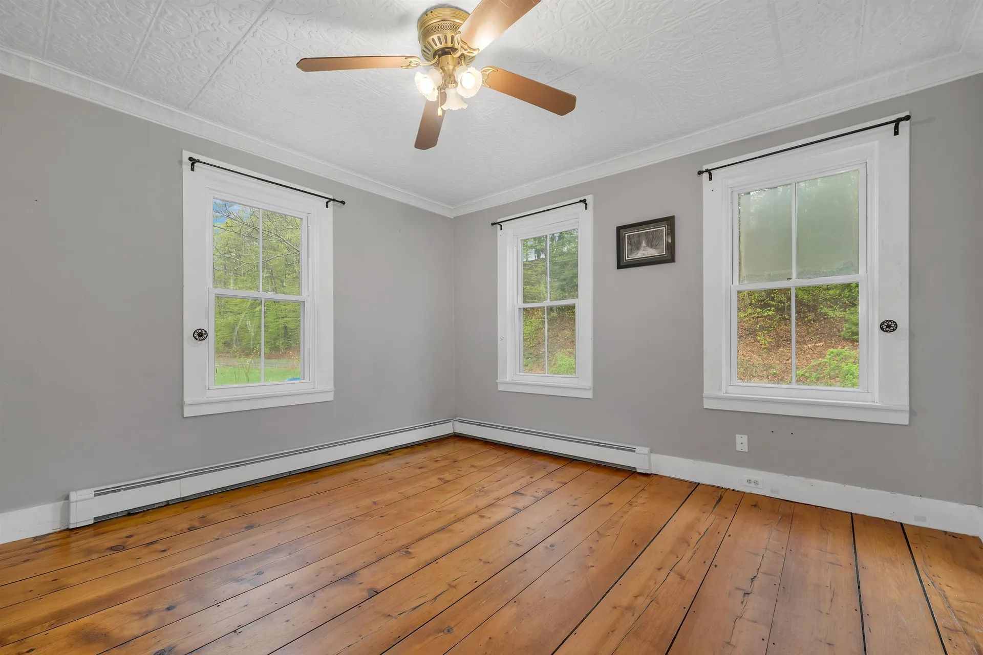 4 Memorial Street Gilsum NH 03448