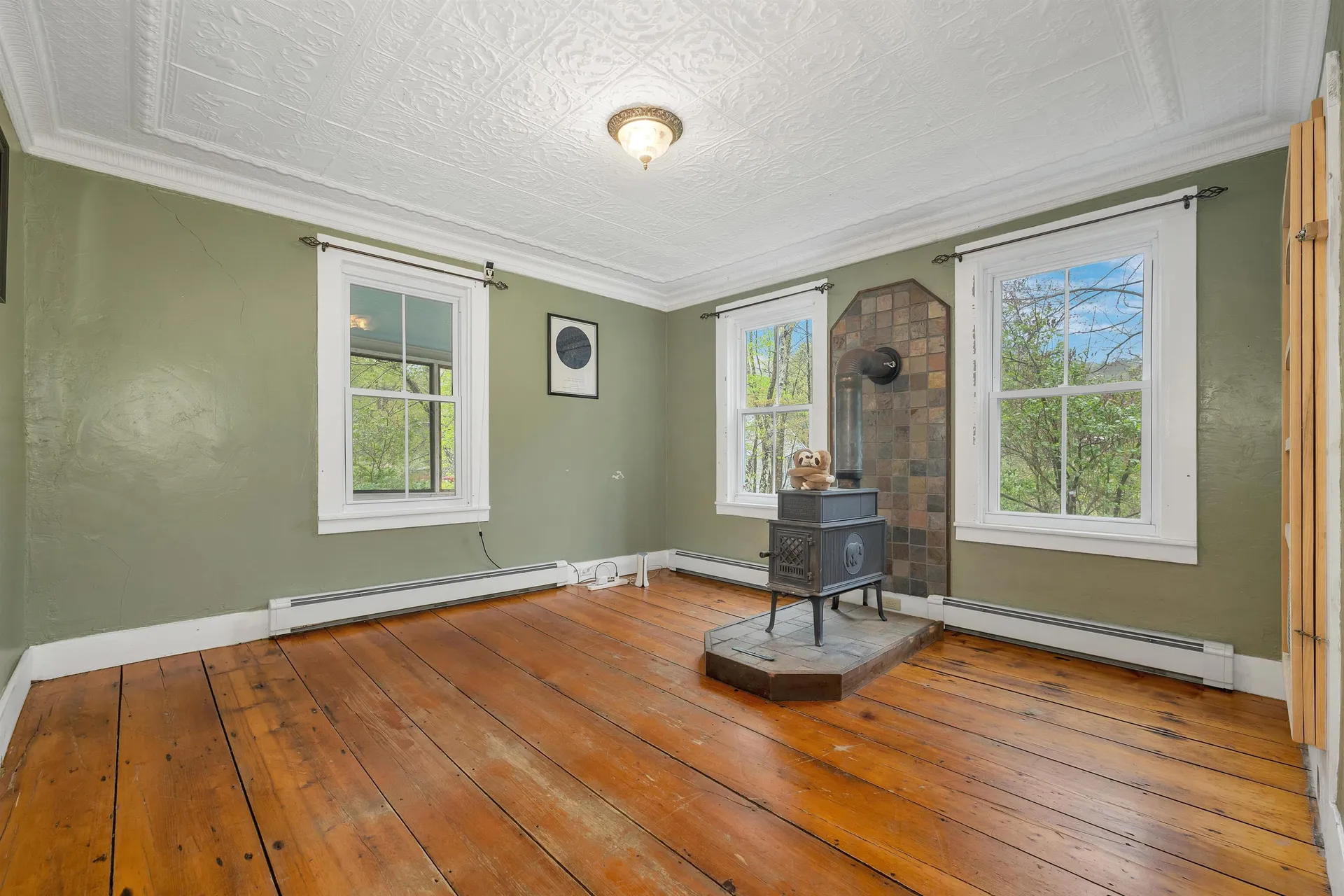 4 Memorial Street Gilsum NH 03448