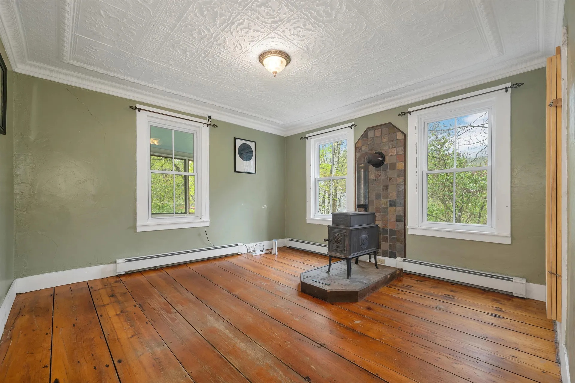 4 Memorial Street Gilsum NH 03448