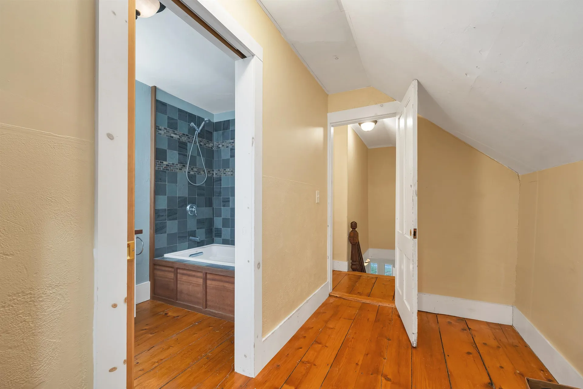 4 Memorial Street Gilsum NH 03448