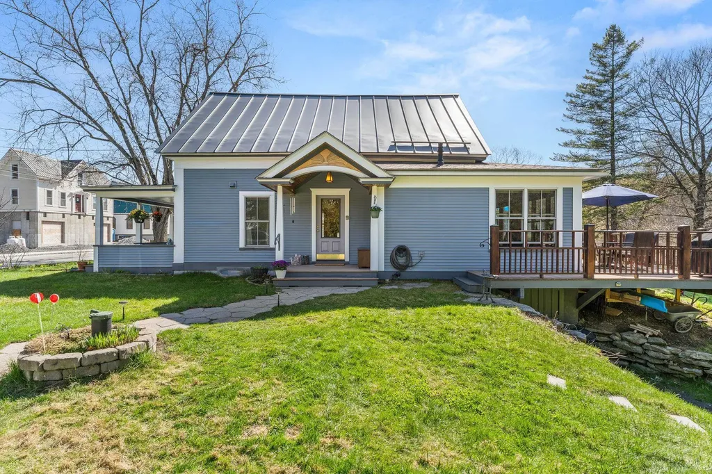 1031 Route 100 B Moretown VT 05660