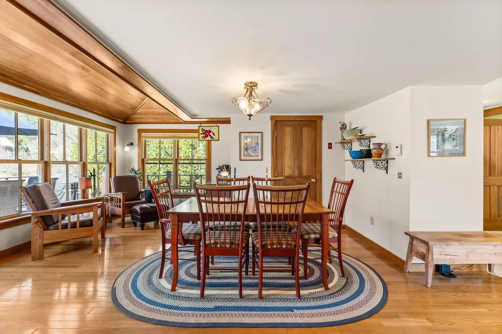 1031 Route 100 B Moretown VT 05660