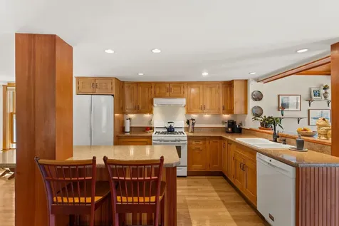 1031 Route 100 B Moretown VT 05660