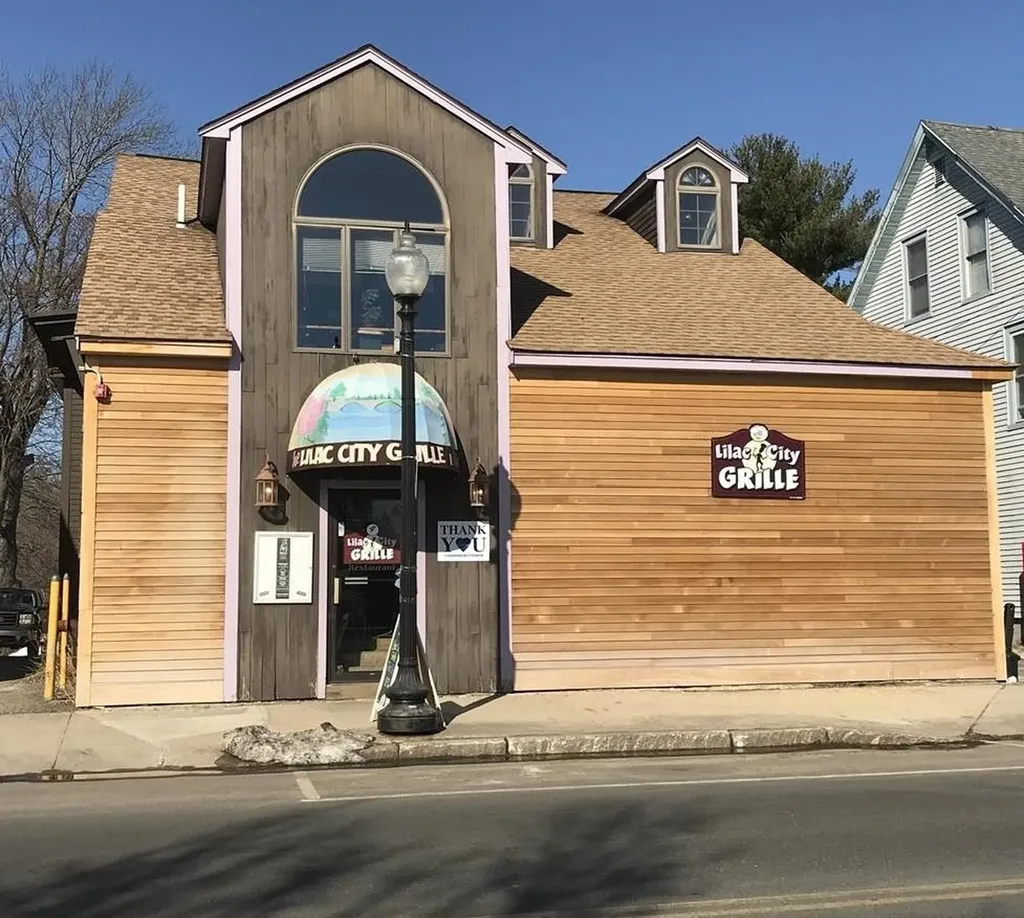 103 N Main Street Rochester NH 03867