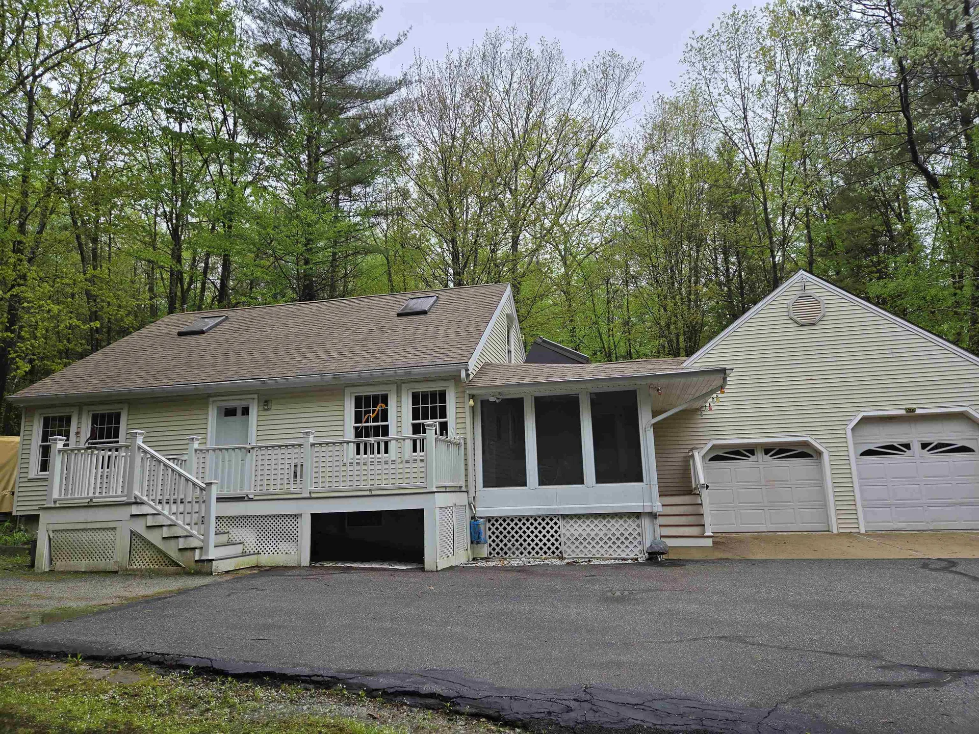 22 Goldfinch Road Goffstown NH 03045