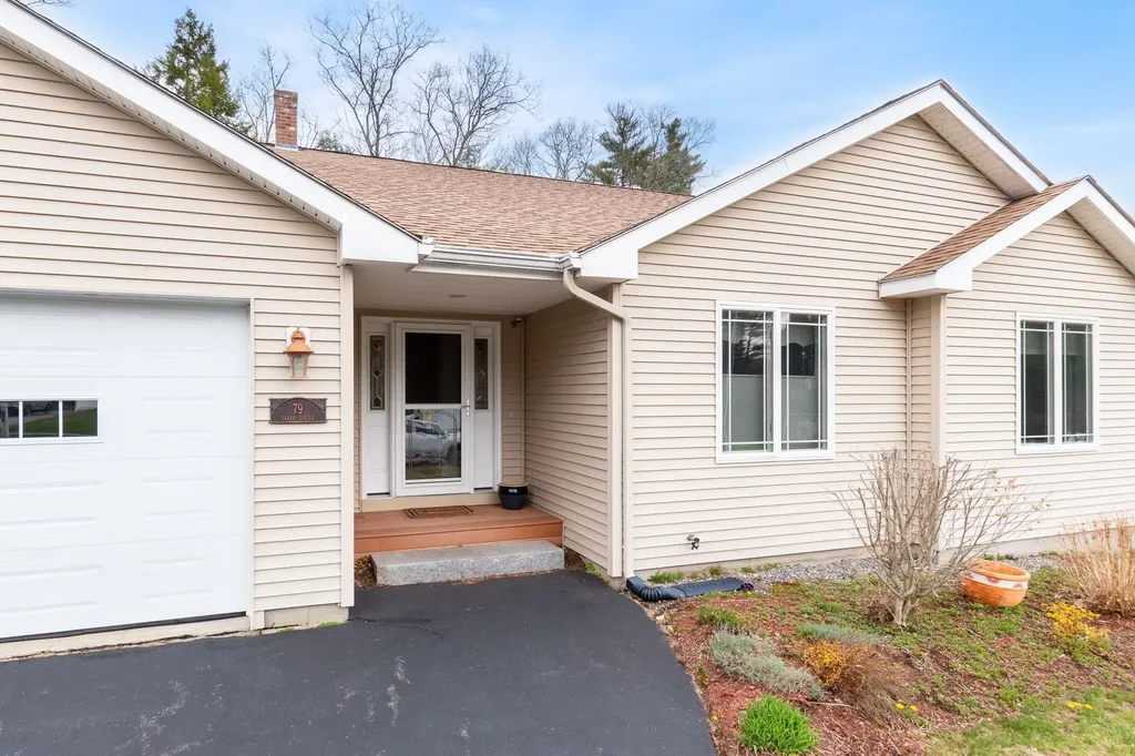 79 Sarah Circle Laconia NH 03246