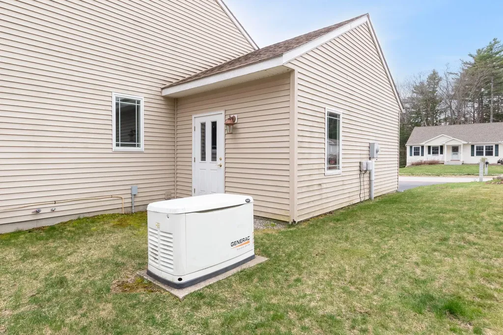 79 Sarah Circle Laconia NH 03246