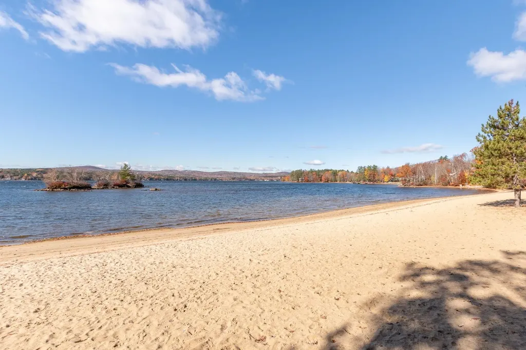 79 Sarah Circle Laconia NH 03246