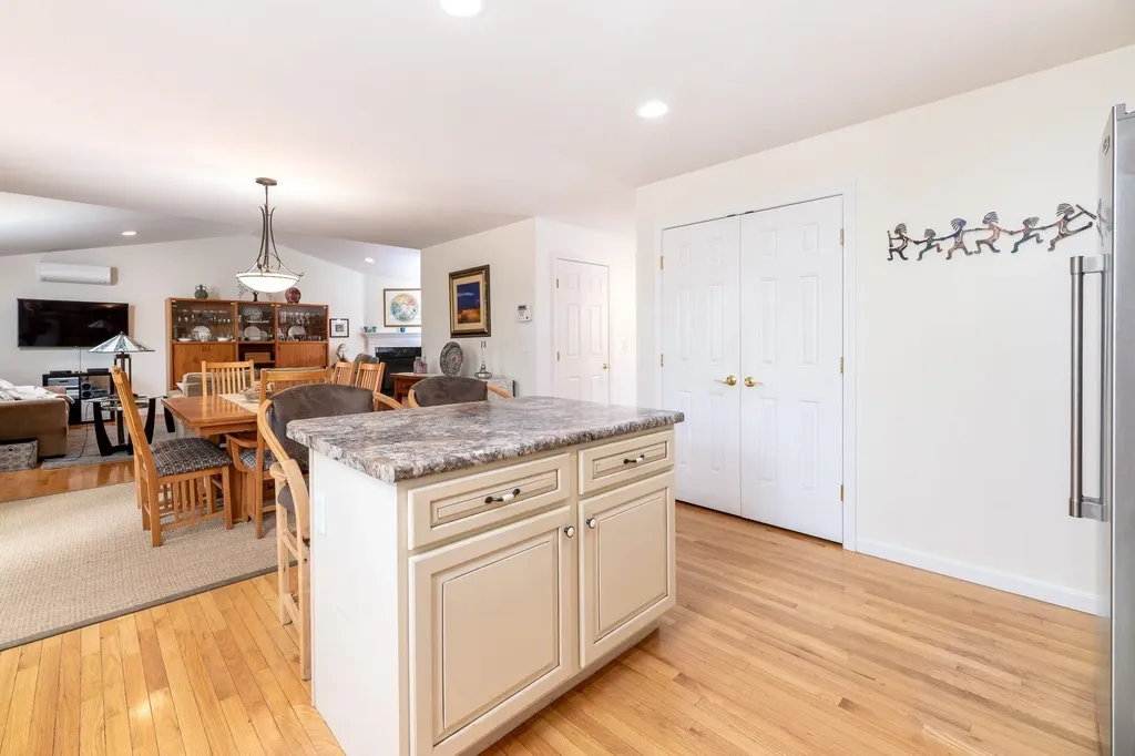 79 Sarah Circle Laconia NH 03246