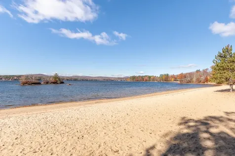 79 Sarah Circle Laconia NH 03246