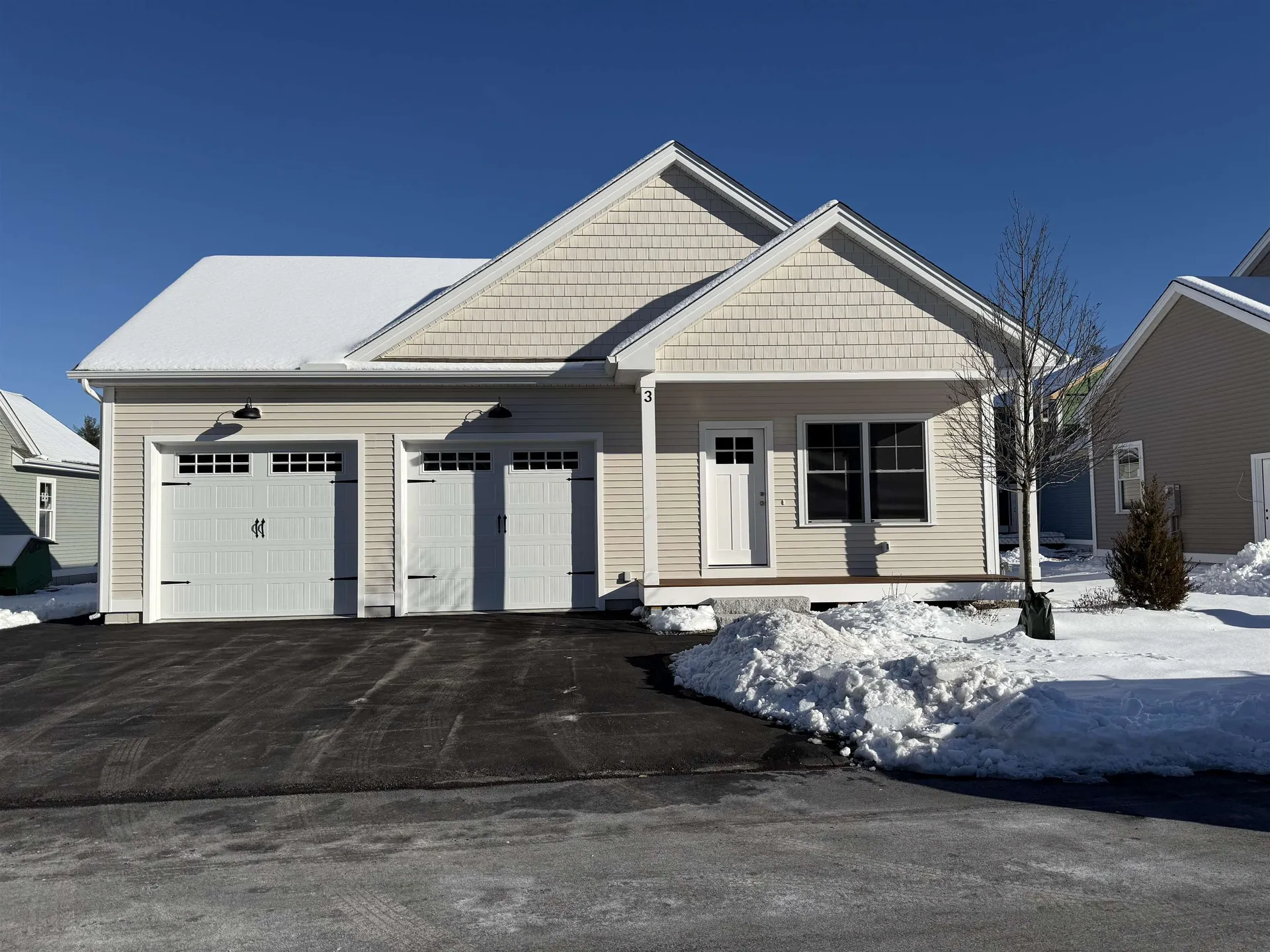 3 Doucet Avenue Nashua NH 03062