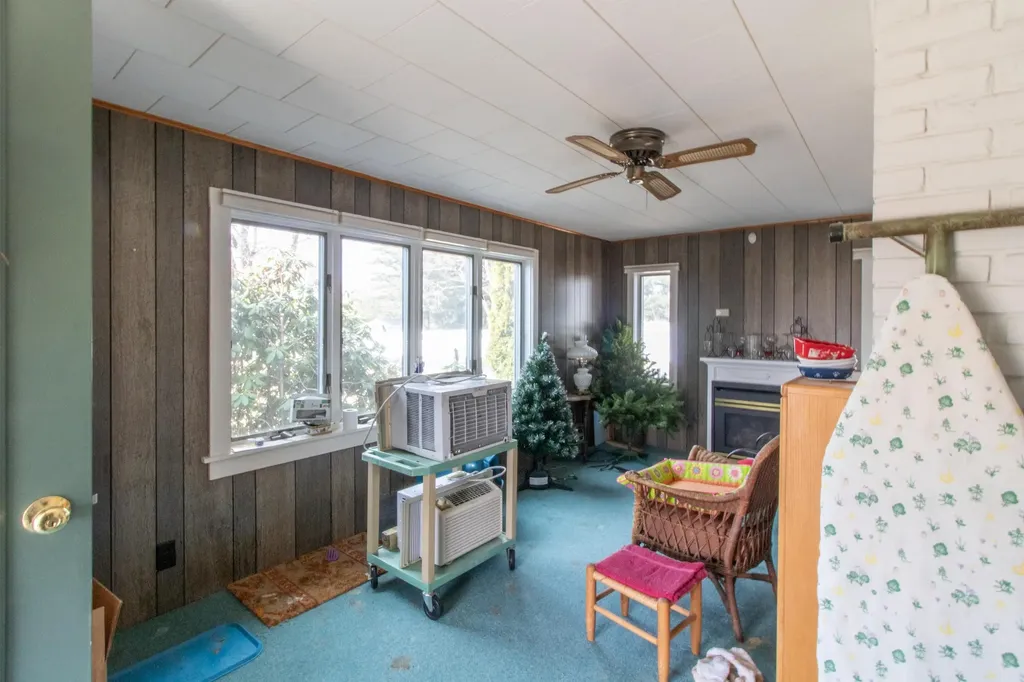 573 Sias Avenue Newport City VT 05855