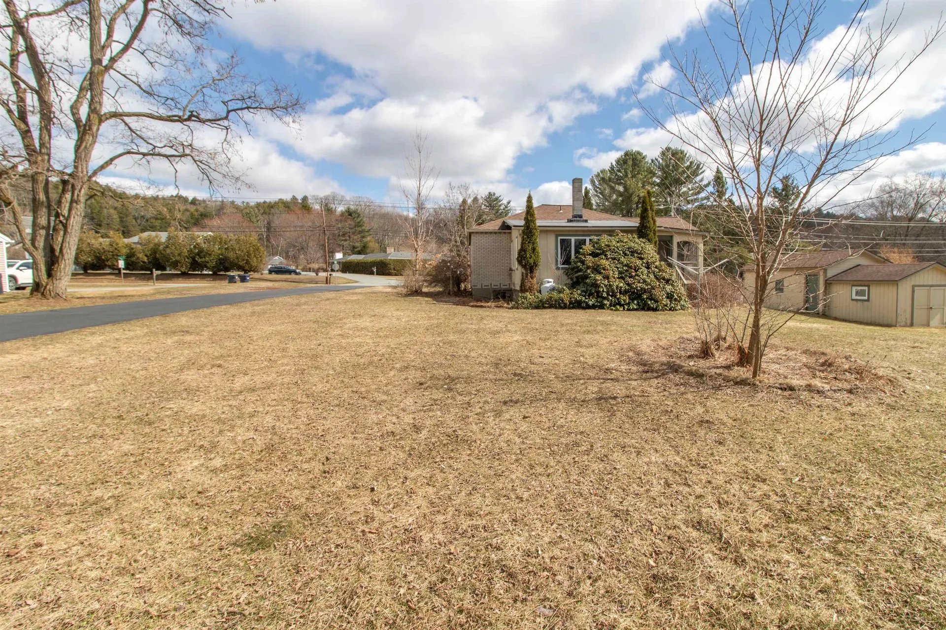 573 Sias Avenue Newport City VT 05855