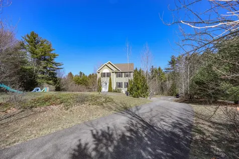 81 Spaulding Road Fremont NH 03044