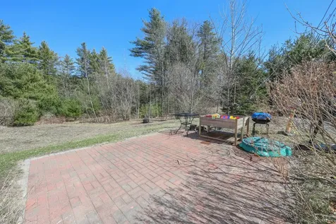 81 Spaulding Road Fremont NH 03044