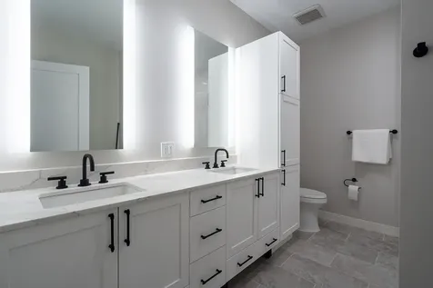 18 Artisan Drive Salem NH 03079