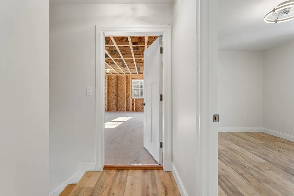 74 Willow Way Georgia VT 05468