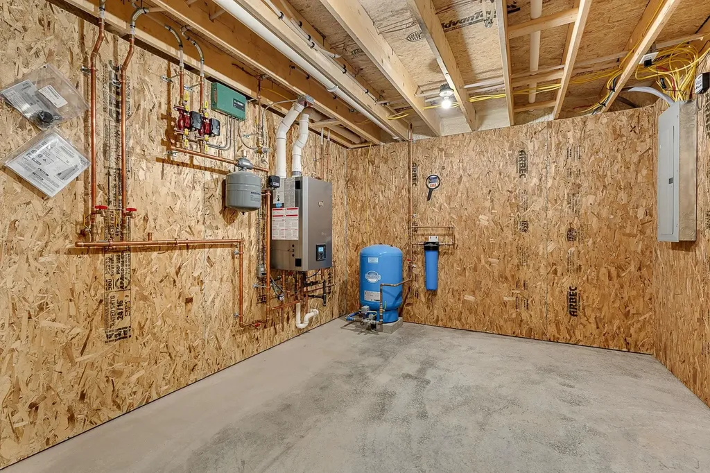 74 Willow Way Georgia VT 05468