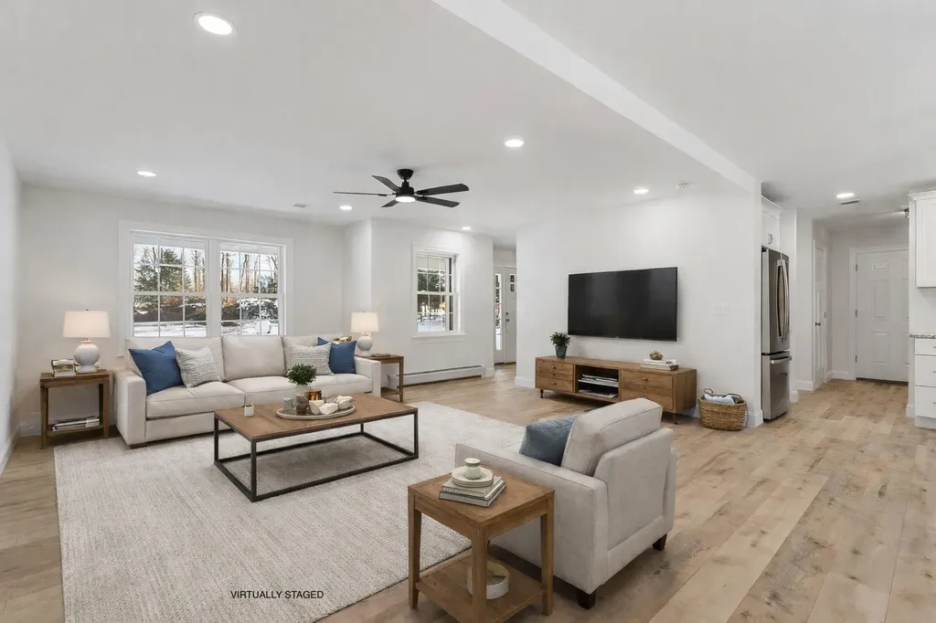 74 Willow Way Georgia VT 05468