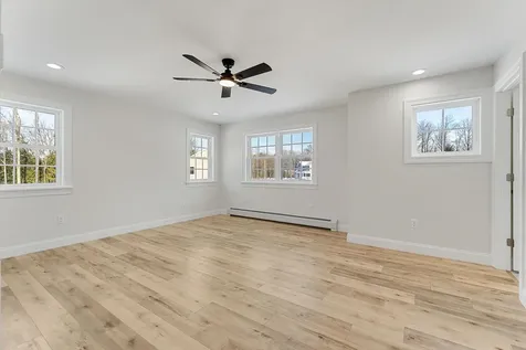 74 Willow Way Georgia VT 05468