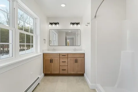 74 Willow Way Georgia VT 05468