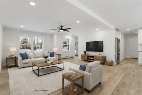 74 Willow Way Georgia VT 05468