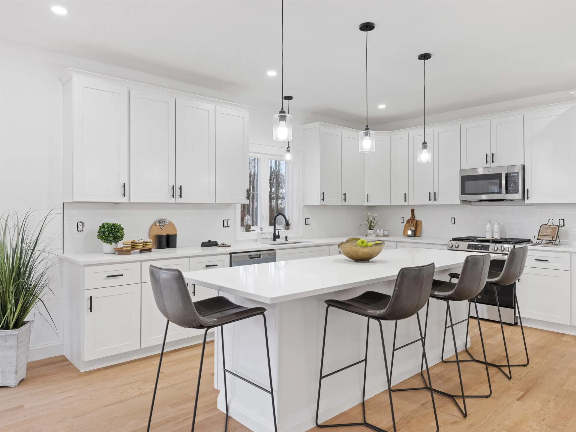 17 Horizon Way Plaistow NH 03865