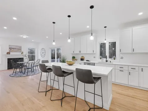 17 Horizon Way Plaistow NH 03865