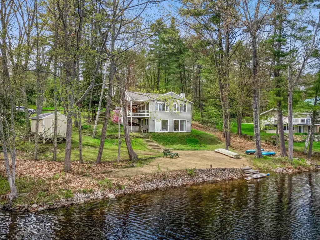 45 Dam Site Road Barnstead NH 03225