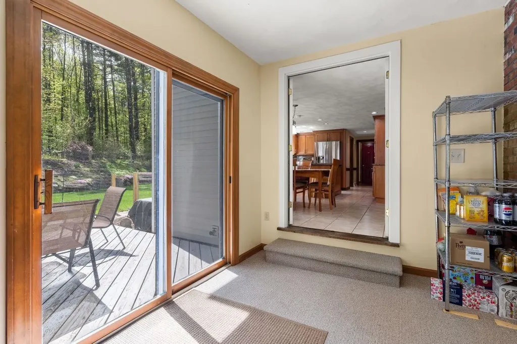 33 Truell Road Hollis NH 03049