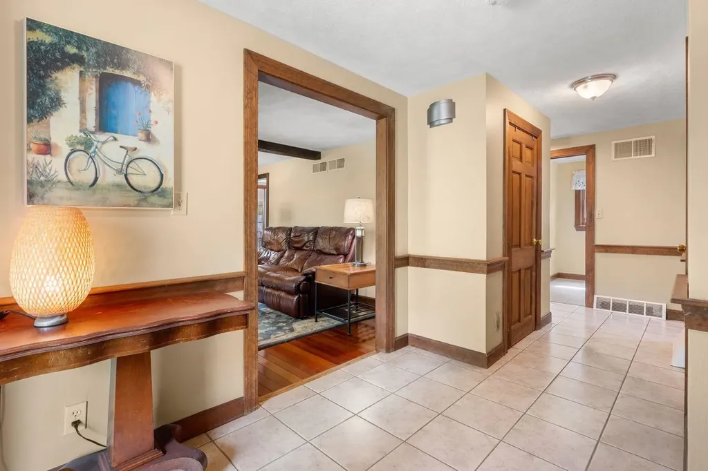 33 Truell Road Hollis NH 03049