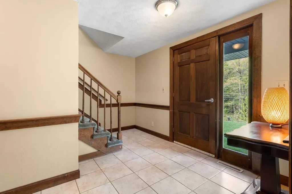 33 Truell Road Hollis NH 03049