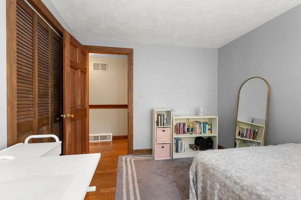 33 Truell Road Hollis NH 03049