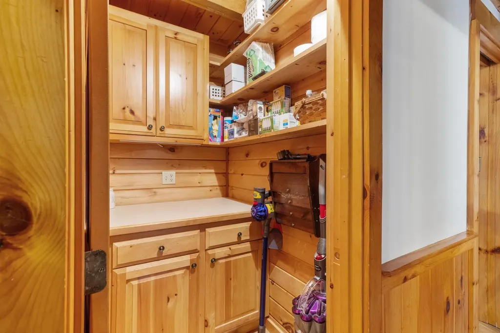 137 Pond Road Campton NH 03223